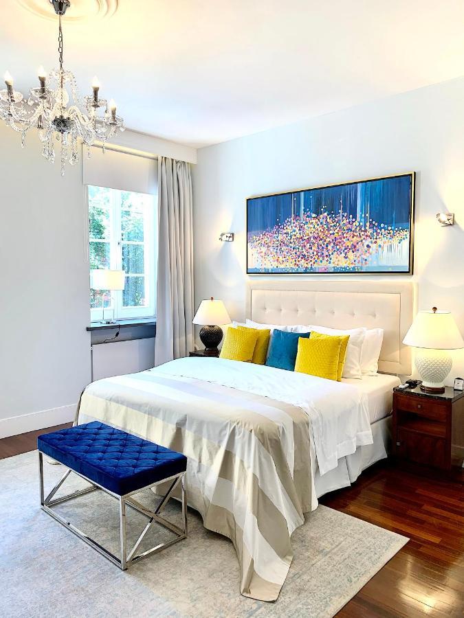 Luxury Suites & Apartments Mondrian Market Square II Варшава Экстерьер фото