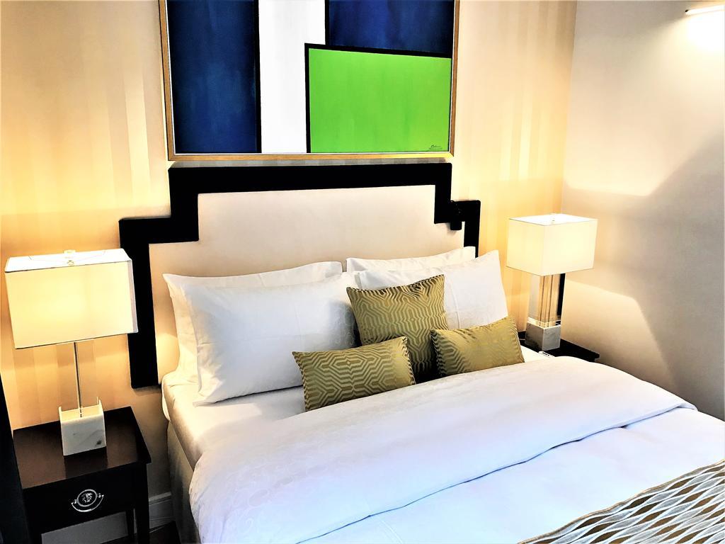 Luxury Suites & Apartments Mondrian Market Square II Варшава Экстерьер фото